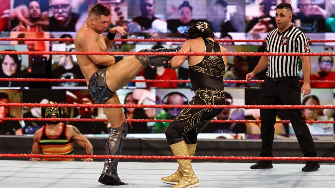 失而复得米兹重获合约公文包,天都要迫他成为wwe冠军?