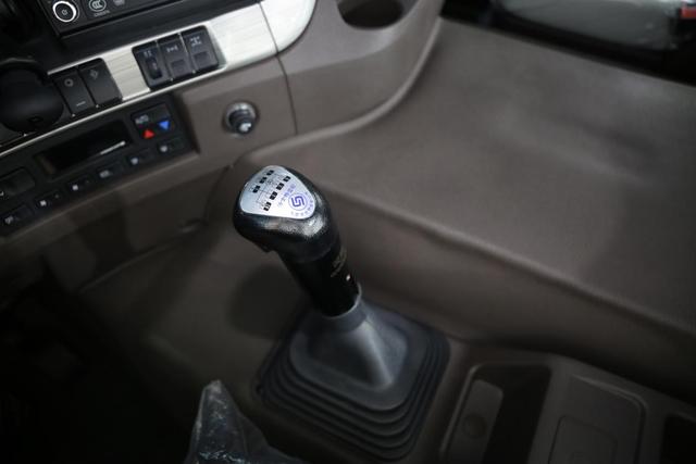 实拍乘龙h7工程车,优势明显值得期待