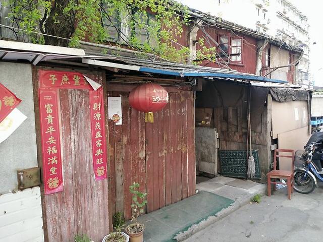 吴淞这条小马路，多想在青春拥抱你__凤凰网