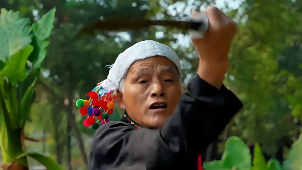 视刀为生命！看景颇族男子的刀术