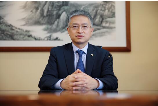 陈德林荣膺"中国寿险年度经理人金奖"_凤凰网财经_凤凰网