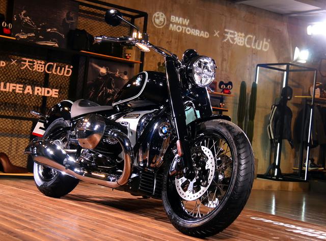 宝马重机摩托车来了bmwr18中国首秀预售285万起