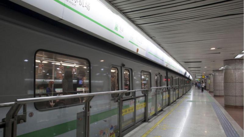 67小年夜起地铁2号线无法抵离虹桥t2机场夜宵巴士提前两个半小时始