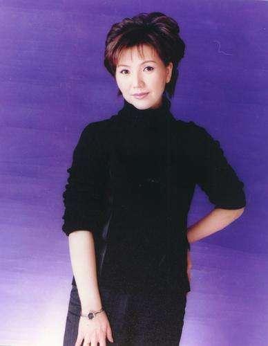 上海滑稽剧团副团长钱程孙勤圆伉俪情深,多年夫妻恩爱如初