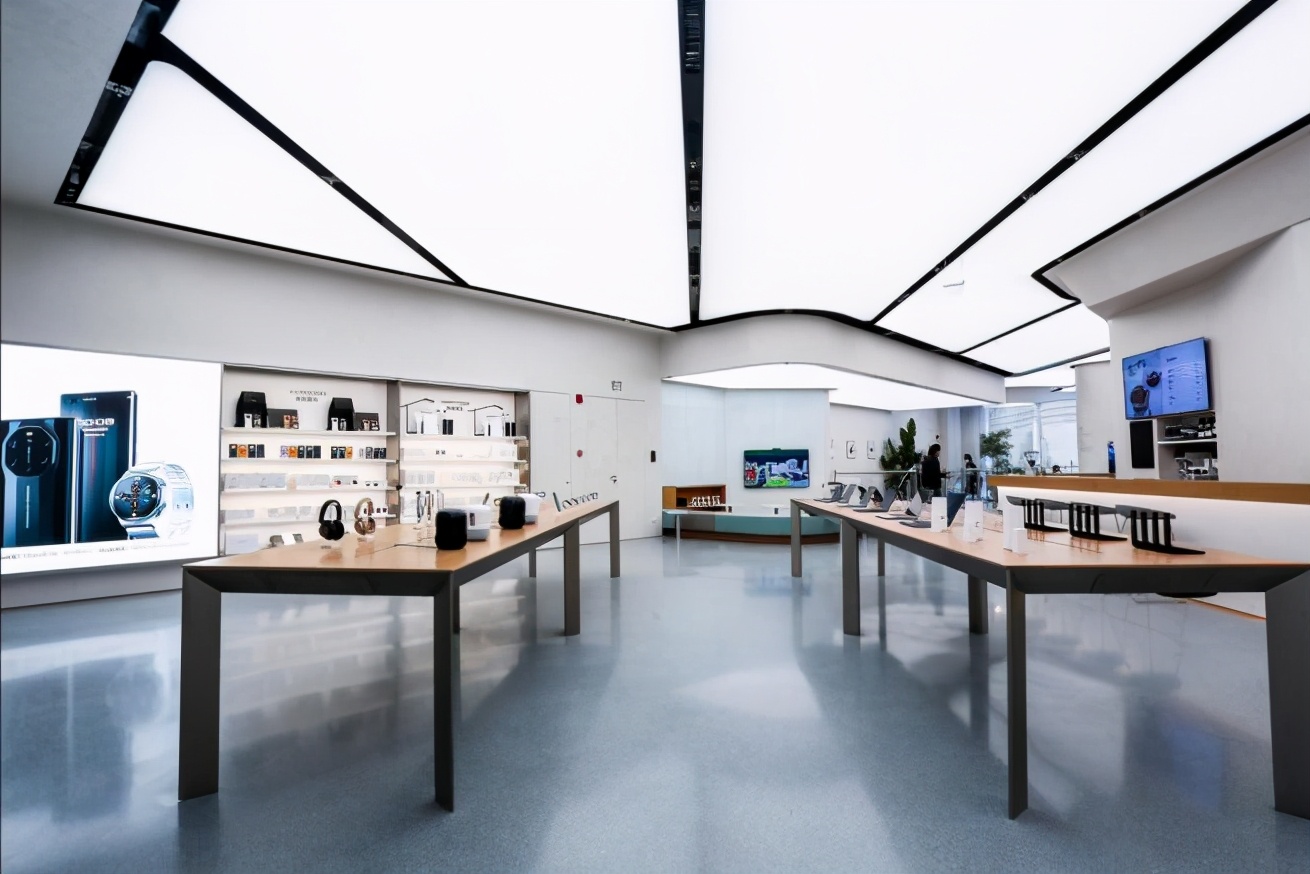 打造有温度的零售,华为旗舰店·成都万象城火热开幕