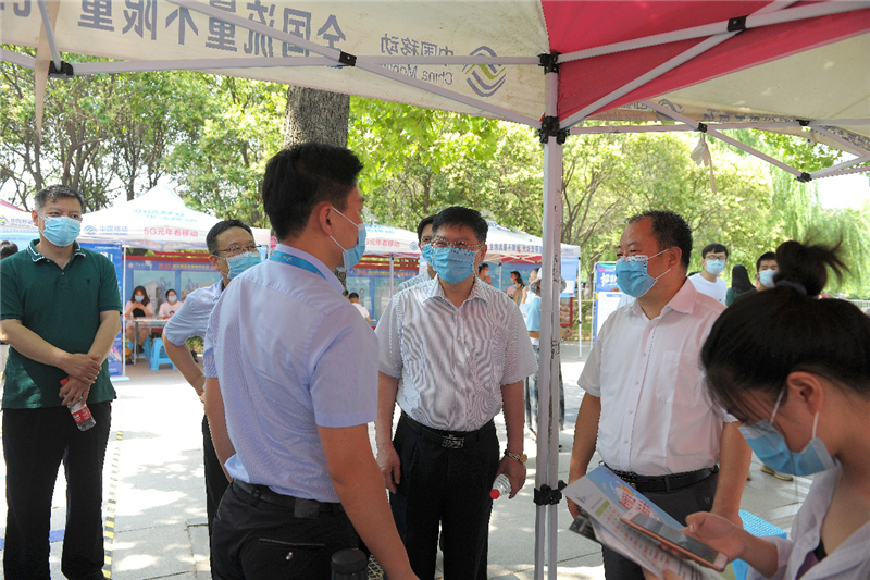 6月6日,河南省高校畢業生就業市場焦作分市場暨河南理工大學