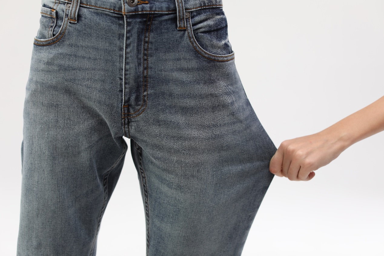 秒变超模腿!一条gmc高腰小脚牛仔裤就能穿出奇迹