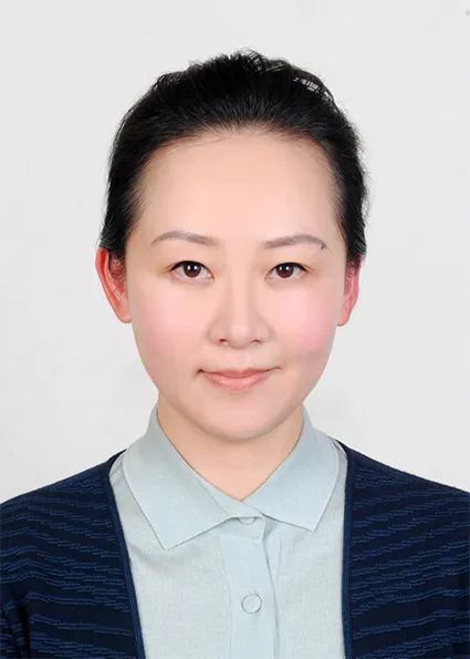 公开资料显示,杨沐生于1977年5月,长期在云南工作,历任云南省商务厅