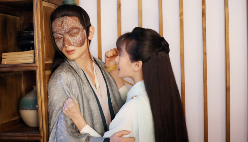 琉璃结局虐心宫主死在司凤怀里小银花也为司凤而死