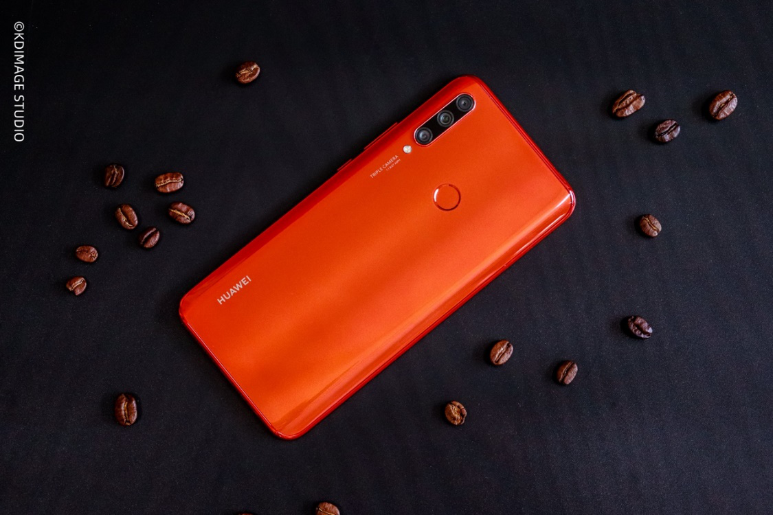 全视屏大视野 华为畅享10 plus新年尽享沉浸娱乐体验