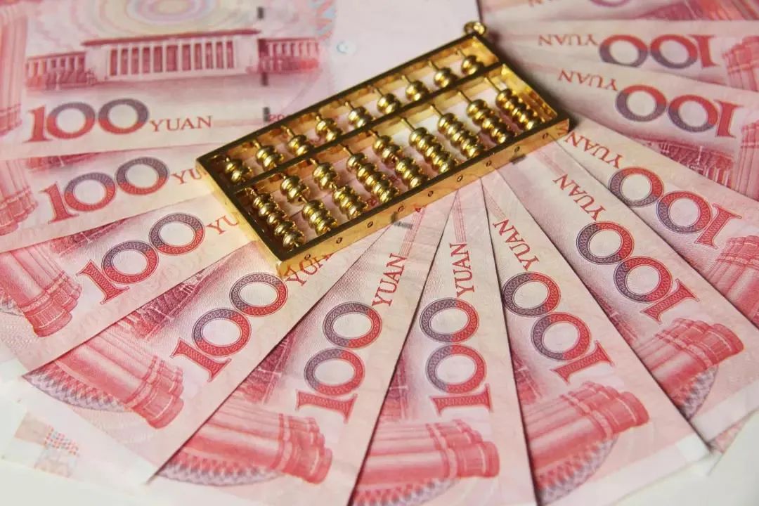 汇率飙升现在兑换10万美元可省3万元人民币