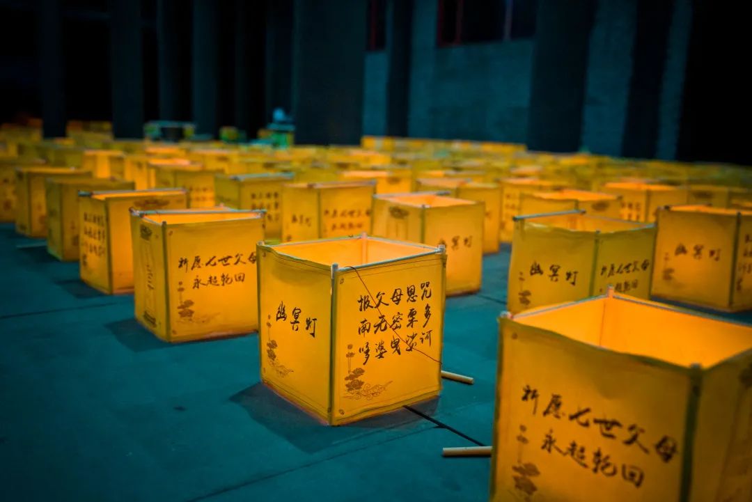 如果我们生前供灯,临终时刻就会受到保护__凤凰网