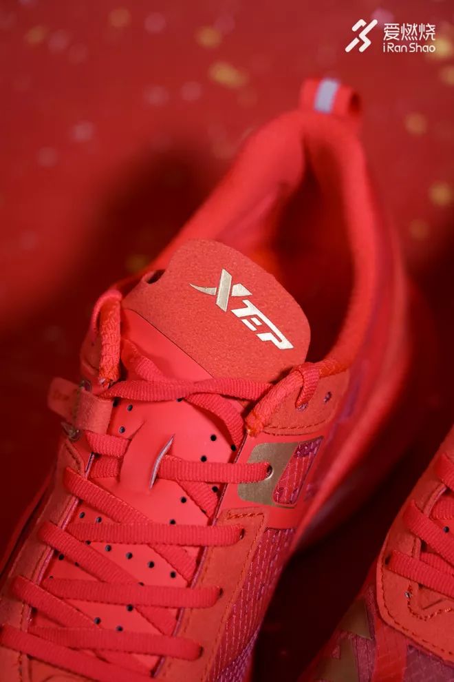 开箱见证中国速度特步竞速160x