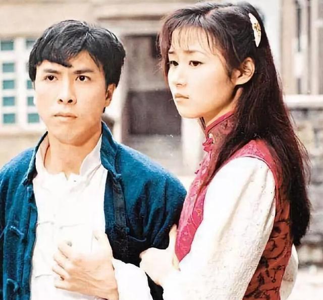 万绮雯最飒马小玲甄子丹为她以一敌八闪婚编剧50岁不生子