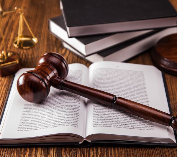 “监管常客”*ST金正及控股股东、实控人违规再领处分,市值蒸发数百亿多位受损股民已报名维权