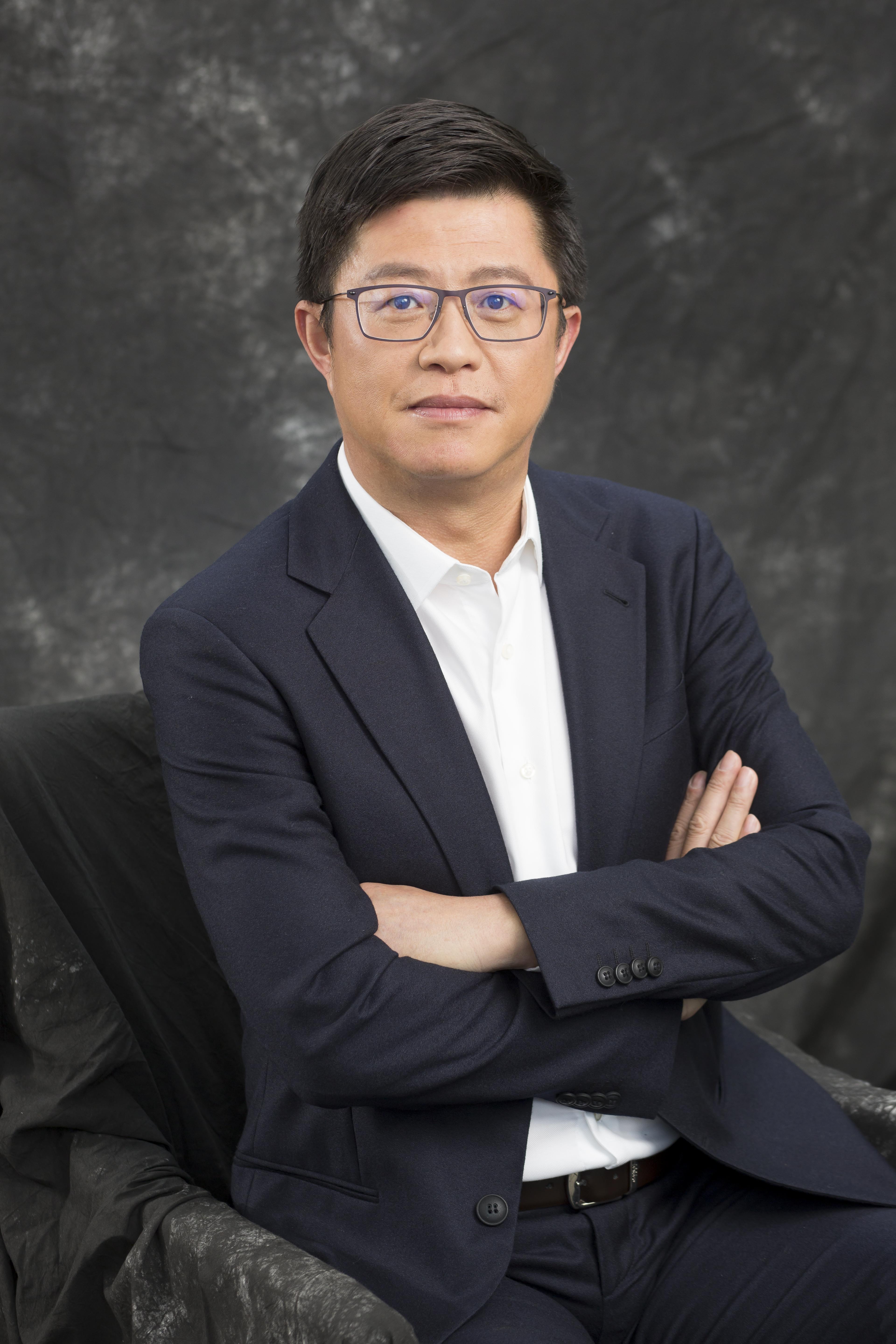 黄伟：坚持可持续发展 五年里再造一个三倍于今天的万国数据_凤凰网