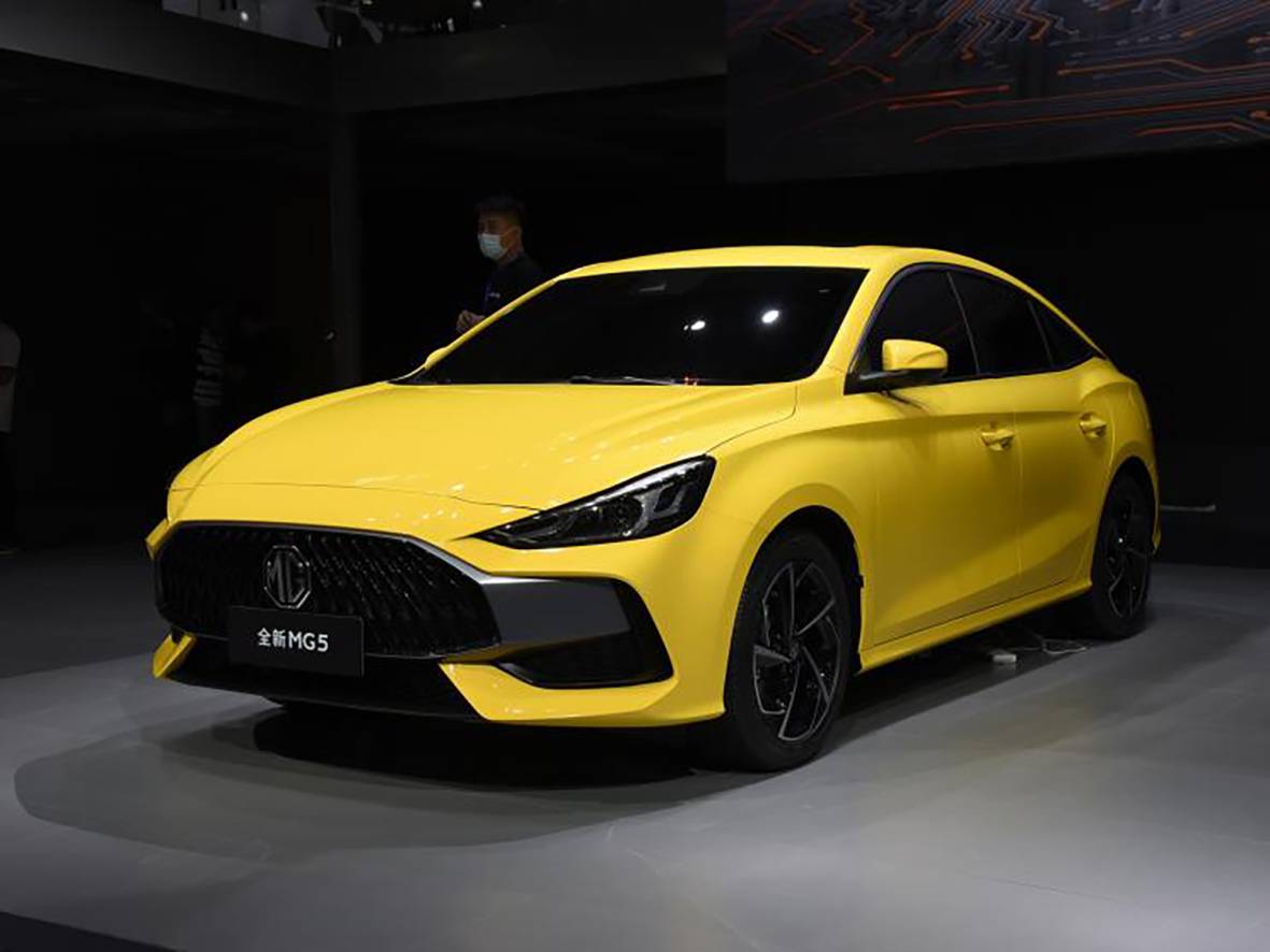 全新名爵5亮相北京车展,网友:能不能火,关键就看售价了