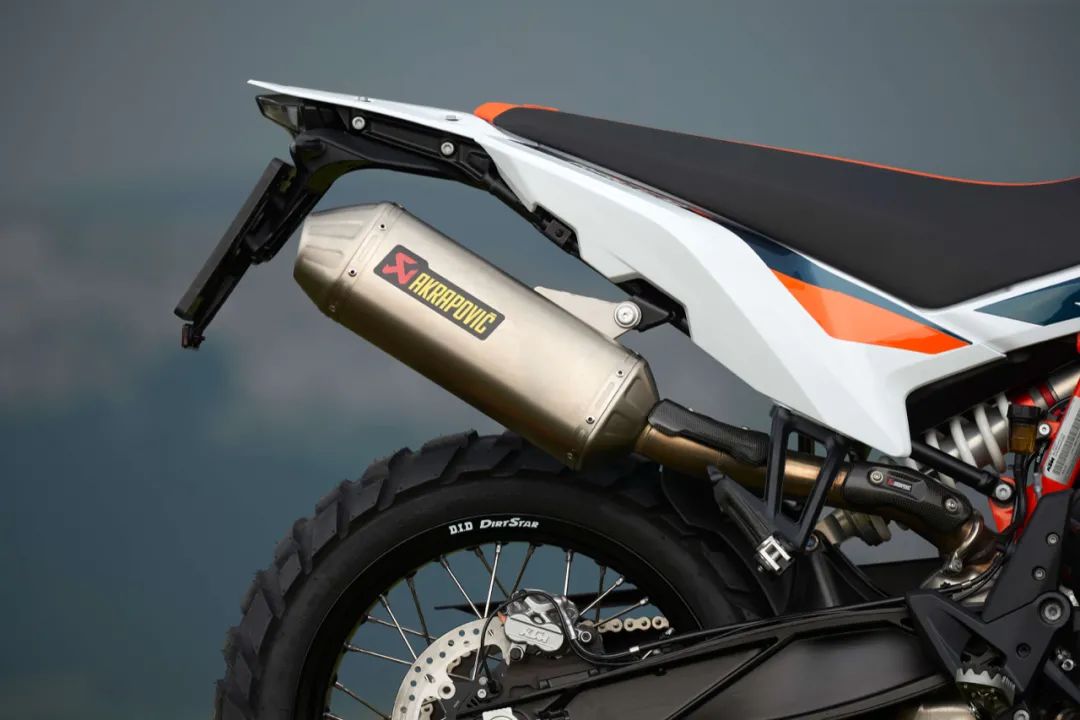 售价398000元国内仅5台这款号称ktm最强民用版拉力车型发布