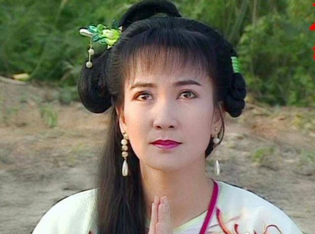 新白娘子传奇没有背景的小青为什么会成仙得益两个贵人