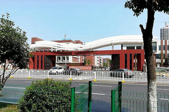 复学防疫怎么做武汉市第三中学举行高三复学复课演练