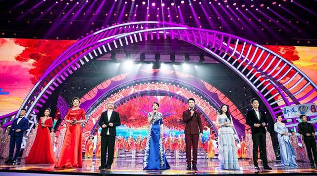 cf最新美化助手下载中国联通5G 4K助力2020江西卫视春晚下载沃视频APP观看春晚“饕餮盛宴”