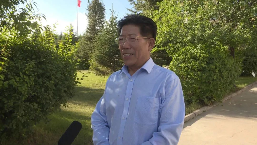 退休老干部 赵明智