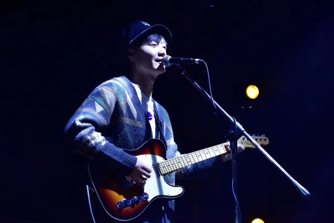 王喂马新专先行单曲《我们是谁》全网上线