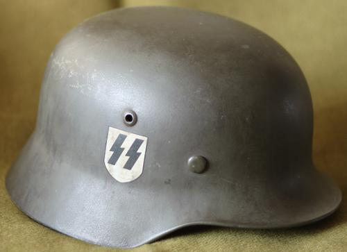 例如二战德军的m35头盔,已经成为了一种文化符号