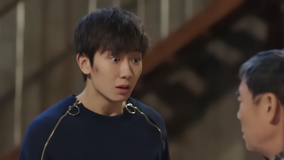 弟弟把女朋友肚子搞大,全家给他开批斗会,姐姐