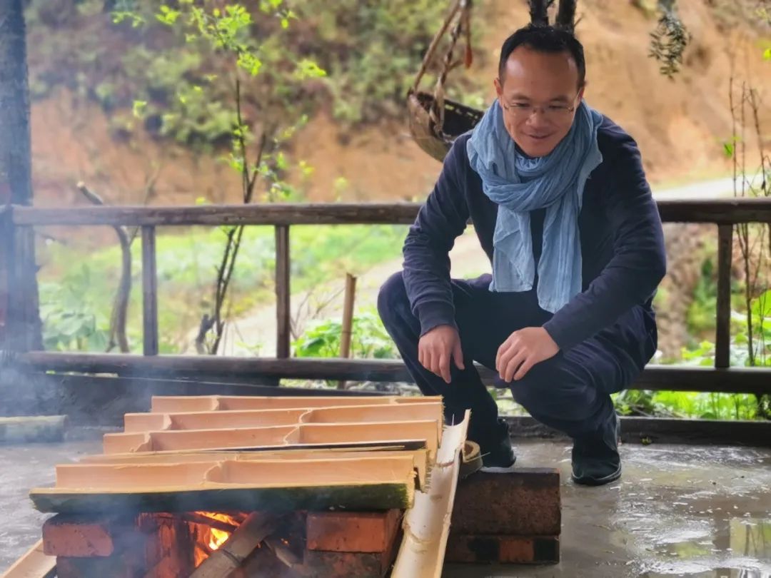 郴籍在粤乡贤应邀回郴考证鲜竹沥制取古法