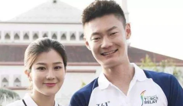 张莫涵强势反击将逐条回应张培萌质疑真实性否认抓伤睾丸