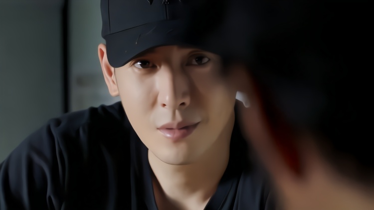 决胜法庭:铁力给杀手取霸气名字,集装箱场地找