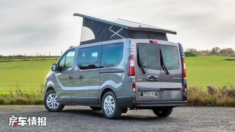 雷诺推出新款房车车高仅2米能住4人配16t柴油机动力真猛