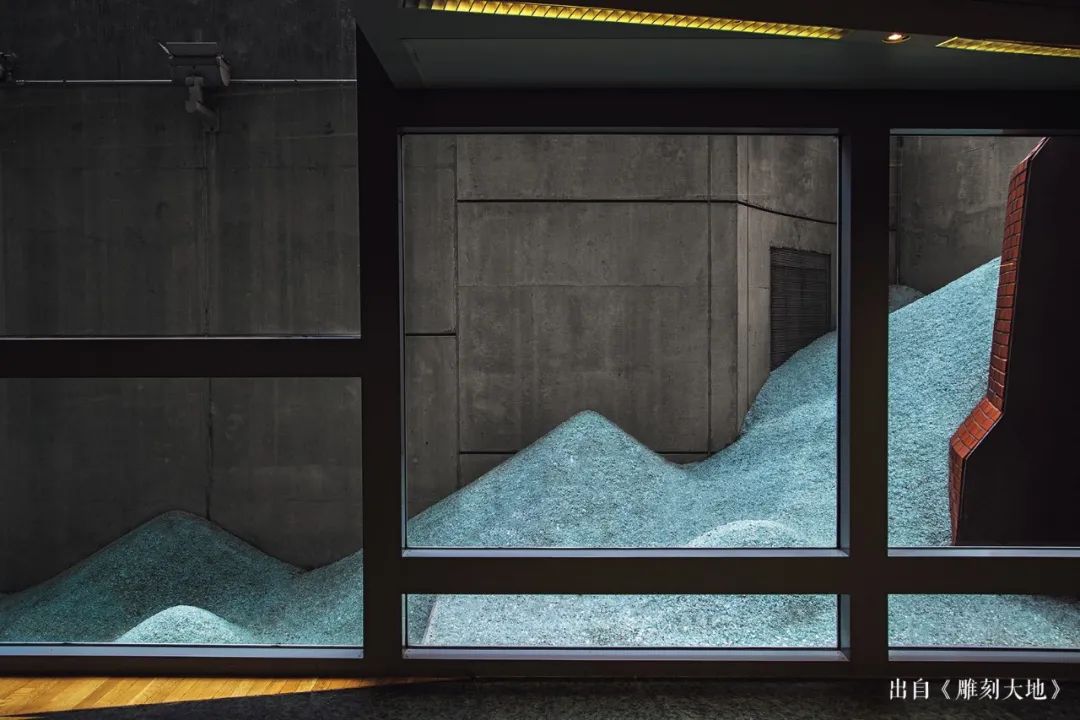 林璎的艺术作品:《海啸》