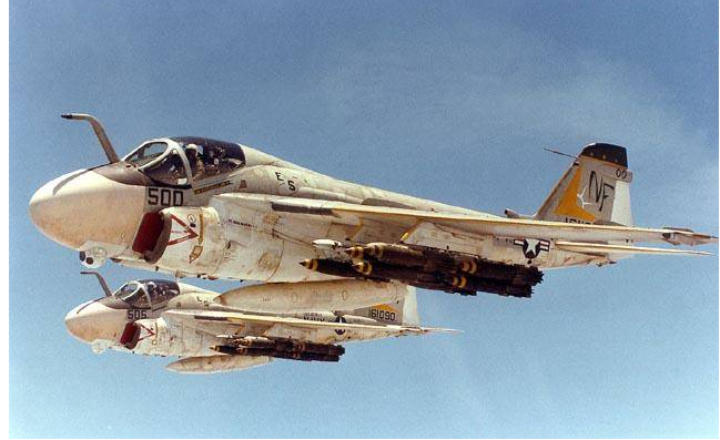 (1966年,美国海军a6攻击机被我军击落3架)