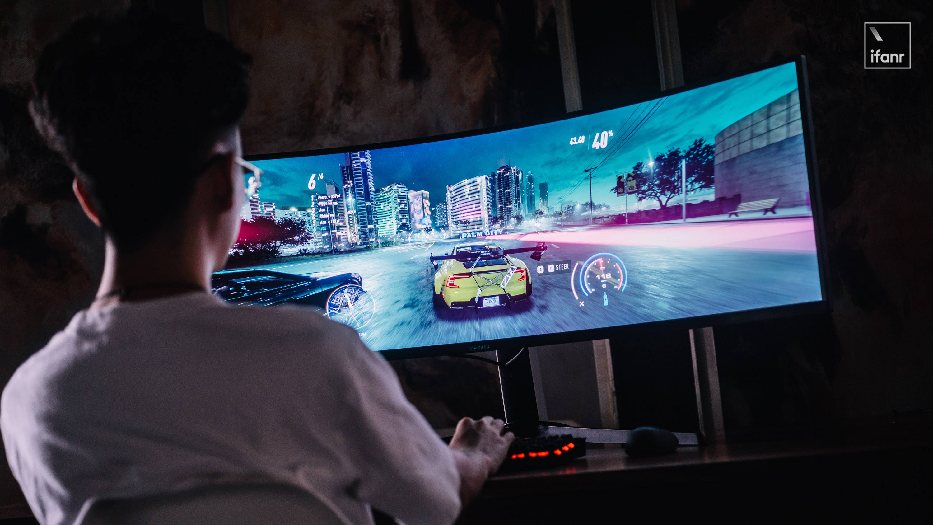 三星玄龙骑士 g9 显示器体验:又长又弯还有豪华配置,游戏玩家的终极选