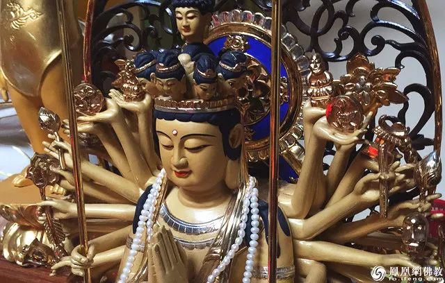 美国纽约瑞光寺千手观音菩萨.