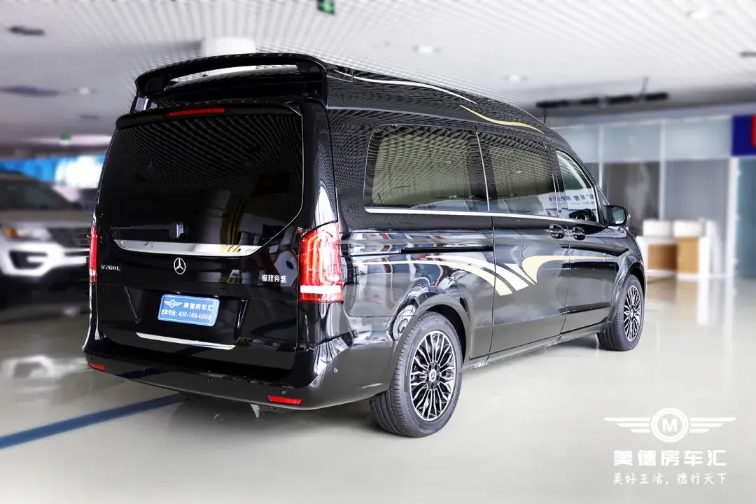 国六高顶大空间全隔断升降电视屏卡漠兹版豪华商务车