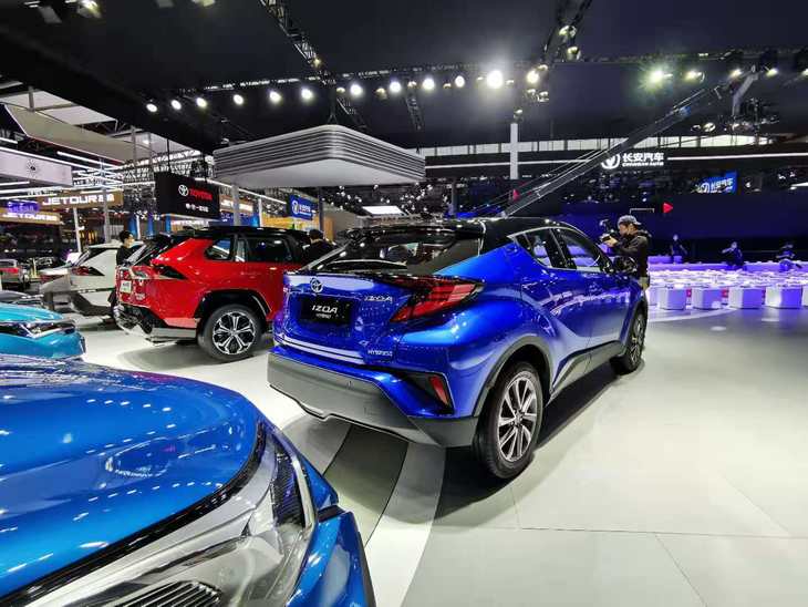 2020广州车展丰田奕泽混动版亮相