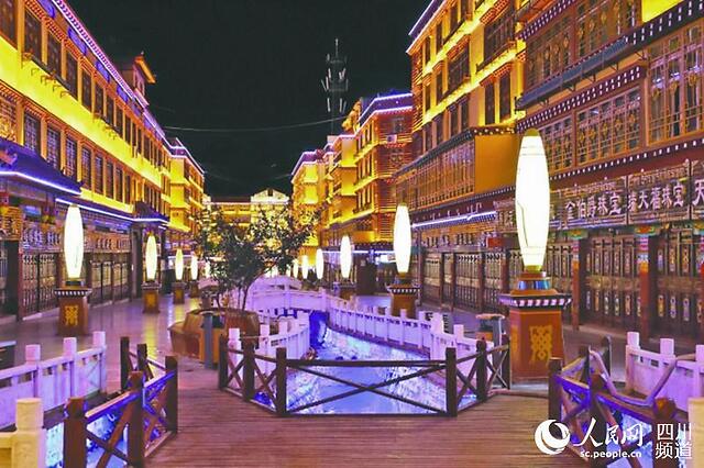 从深度贫困县到甘孜州"最美县城"双巴协力 高原巴塘华丽转身