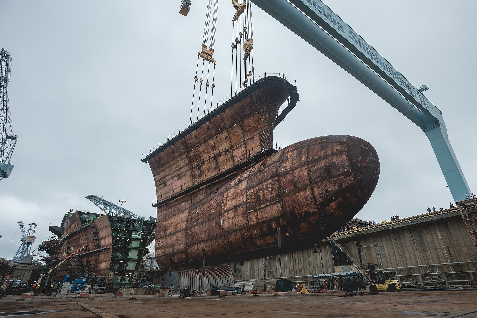 福特号建造过程图片