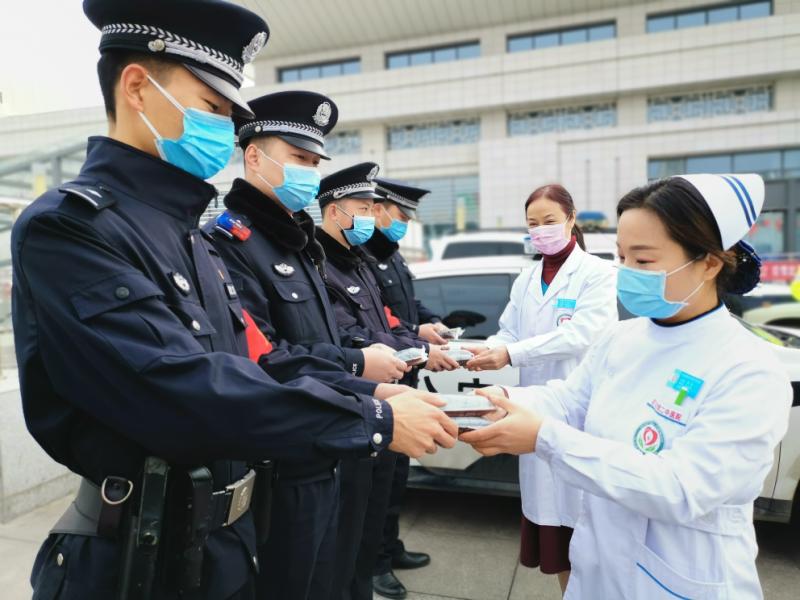 疫情警察医生图片图片