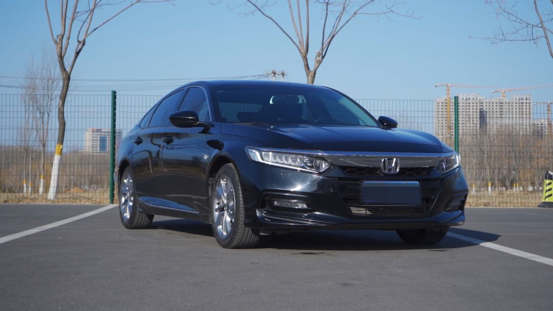 本田雅阁:15万买辆佛系车,性价比里称大哥