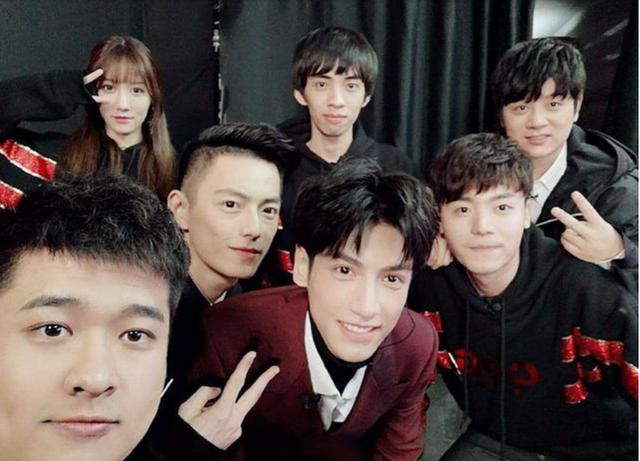 lol主播智勋被疯狂示爱颜值非常抗打网友身高不是问题