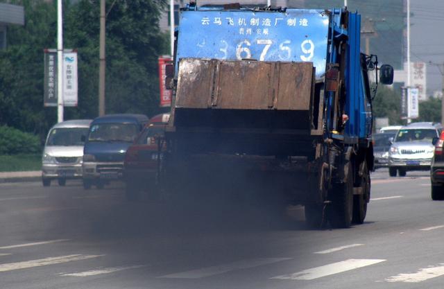 上海多批次发动机尾气处理液不合格,柴油车尾气处理还得看新技术