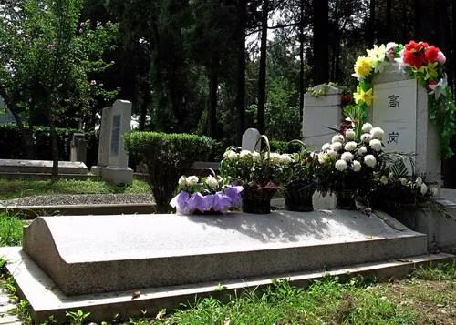 东北王高岗夫人李力群走完百年悲喜人生