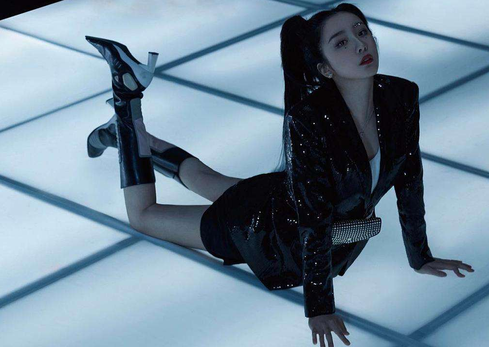 青春有你2赵小棠出道后一路高歌宣布已成立个人工作室