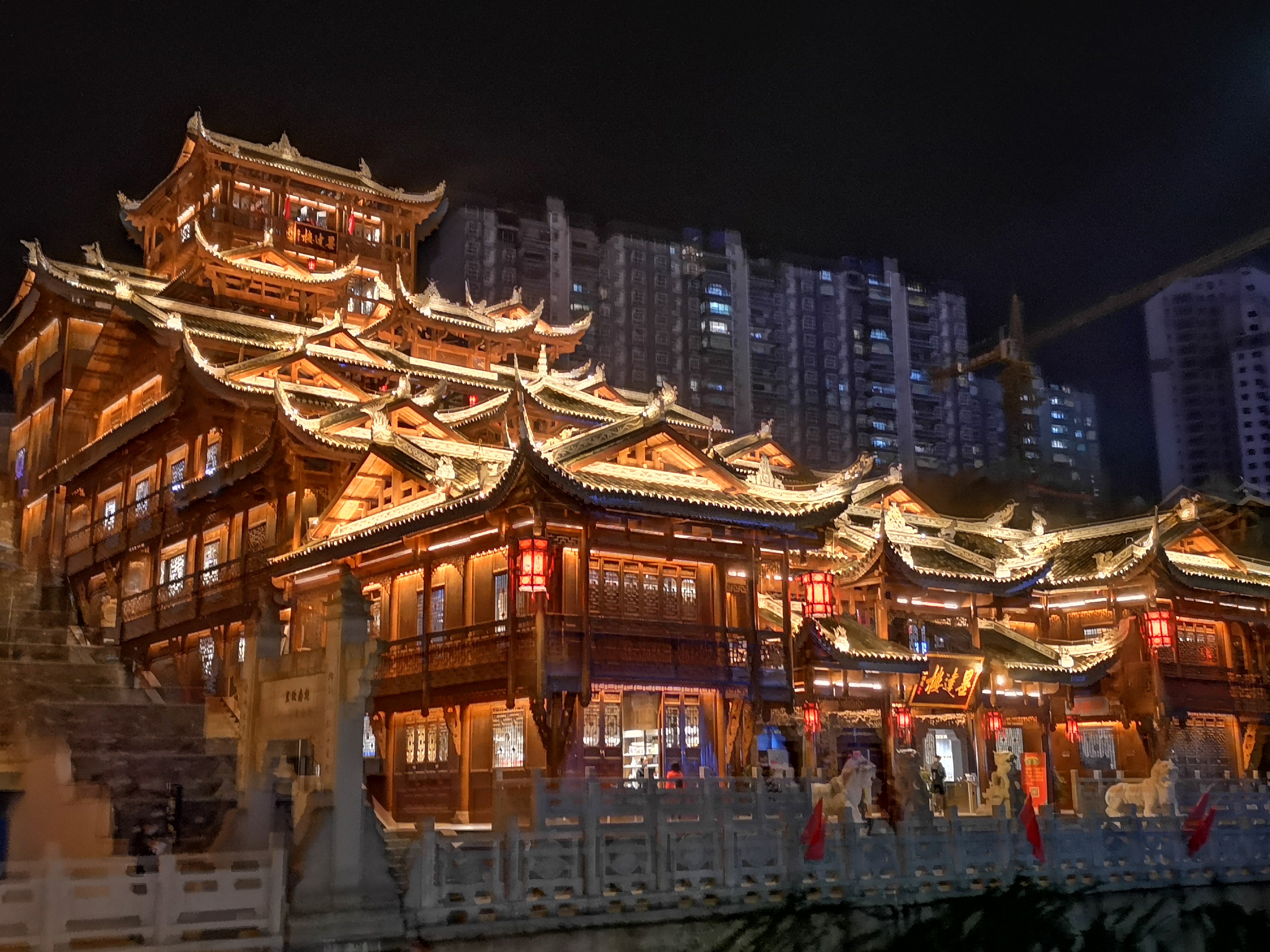 楚楚动人——宣恩的夜景,醉美了游人,惊艳了世界