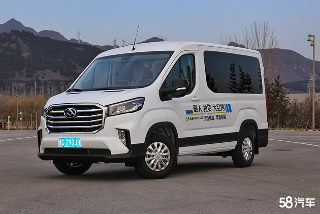 六年免检上汽大通maxusv90运杰版试驾