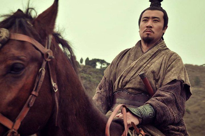 刘备说自己饿了,一旁的刘安,转身杀了妻子,给刘备做肉汤